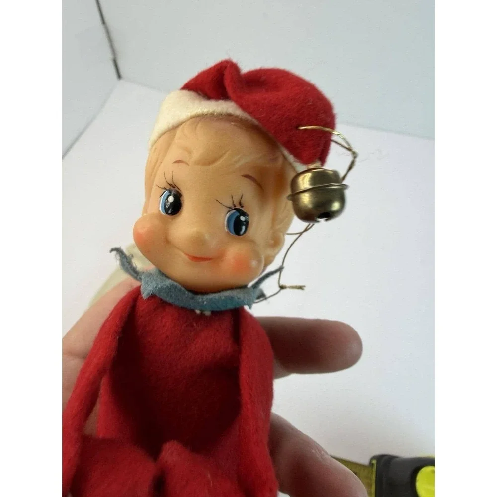 Christmas Knew Hugger Elf Ornament Shelf Sitter Pixie Kitschy Holiday Lot 2 READ